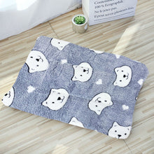 Load image into Gallery viewer, Pet Dog Mats Dog Beds,Thick Blankets for Pets In Winter,cartoon Kennels for Pets,Warm Sleeping Mats for Dogs with Cotton Quilts
